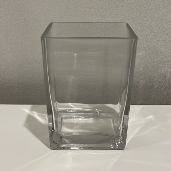 Other - Glass flower vase